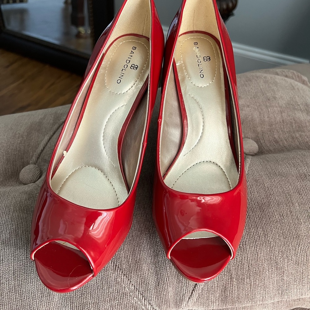 Brand New Bandolino Peep Toe Pumps